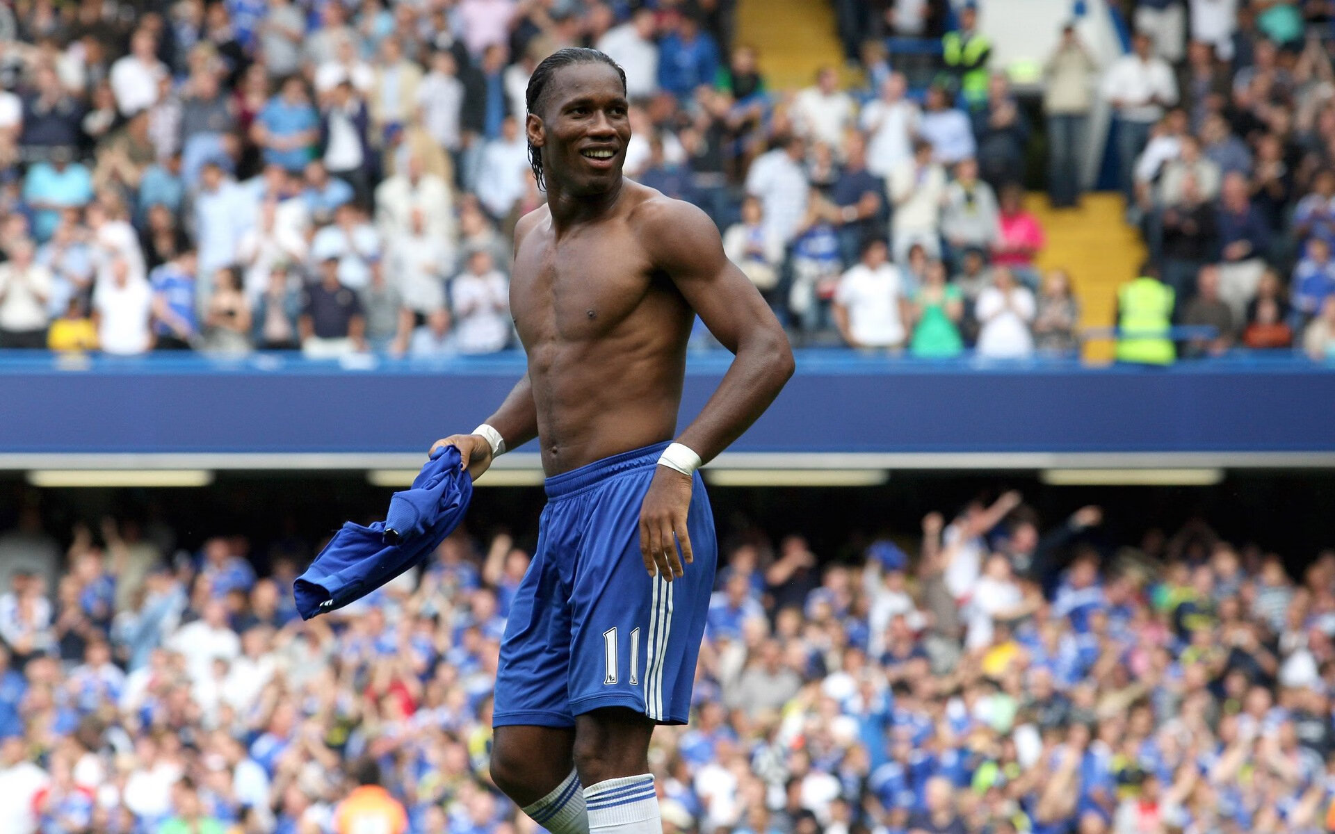 赛尔·阿尔斯塔：通过领导力和防守天赋，带领南非队保持强大竞争力